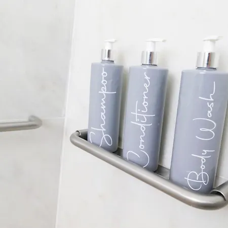 Boutique In The Heart Of ! Lemonn B Apartment *