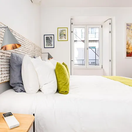 Boutique In The Heart Of ! Lemonn B *