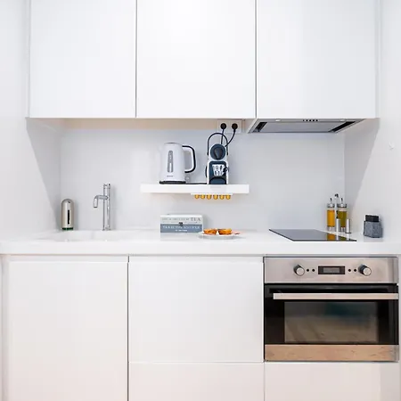 Boutique In The Heart Of ! Lemonn B Apartment *