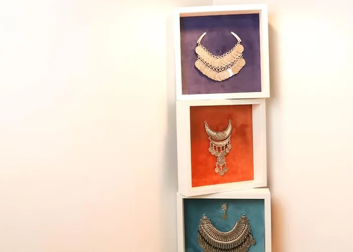 Boutique In The Heart Of ! Lemonn B * Lisboa