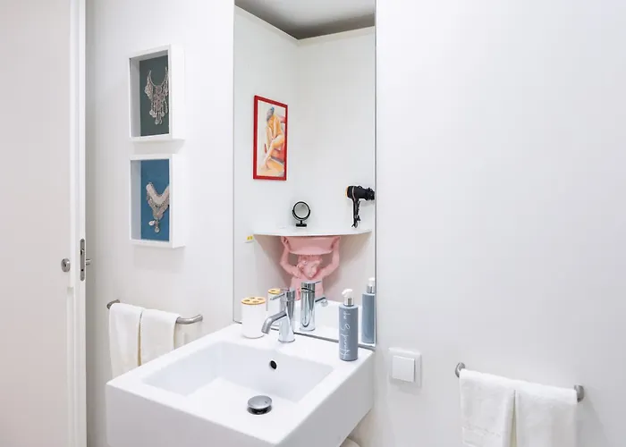 Boutique In The Heart Of ! Lemonn B * Lisboa
